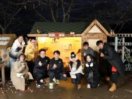 爱心守护：为60只流浪猫打造温馨的冬日庇护所