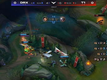 Zeka三度击败Faker，谱写电竞传奇新篇章